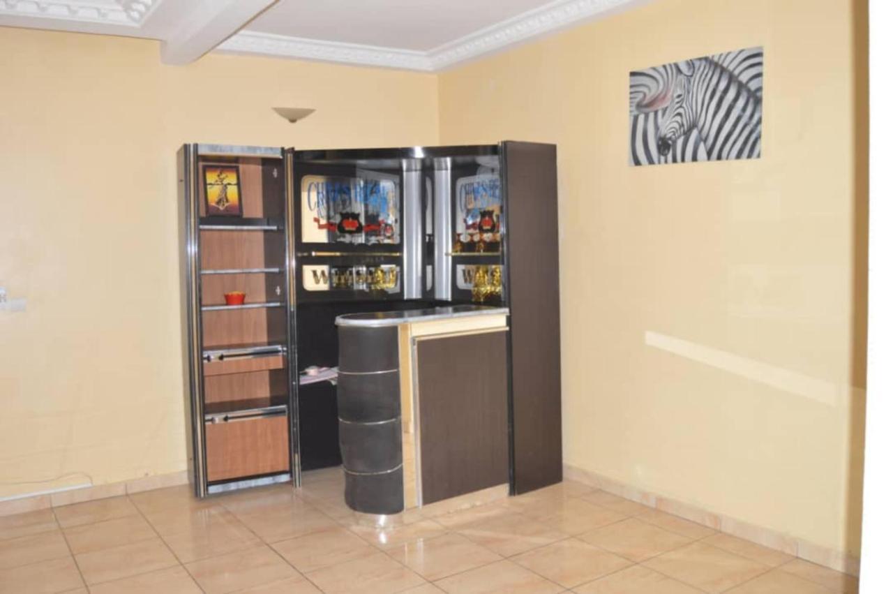 Residence Hoteliere Borel Denver Douala Eksteriør bilde