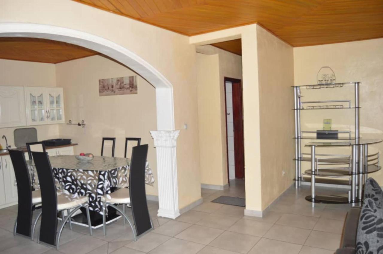 Residence Hoteliere Borel Denver Douala Eksteriør bilde
