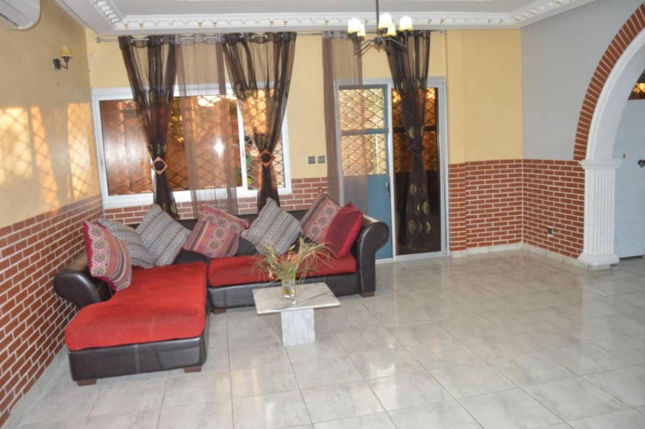 Residence Hoteliere Borel Denver Douala Eksteriør bilde