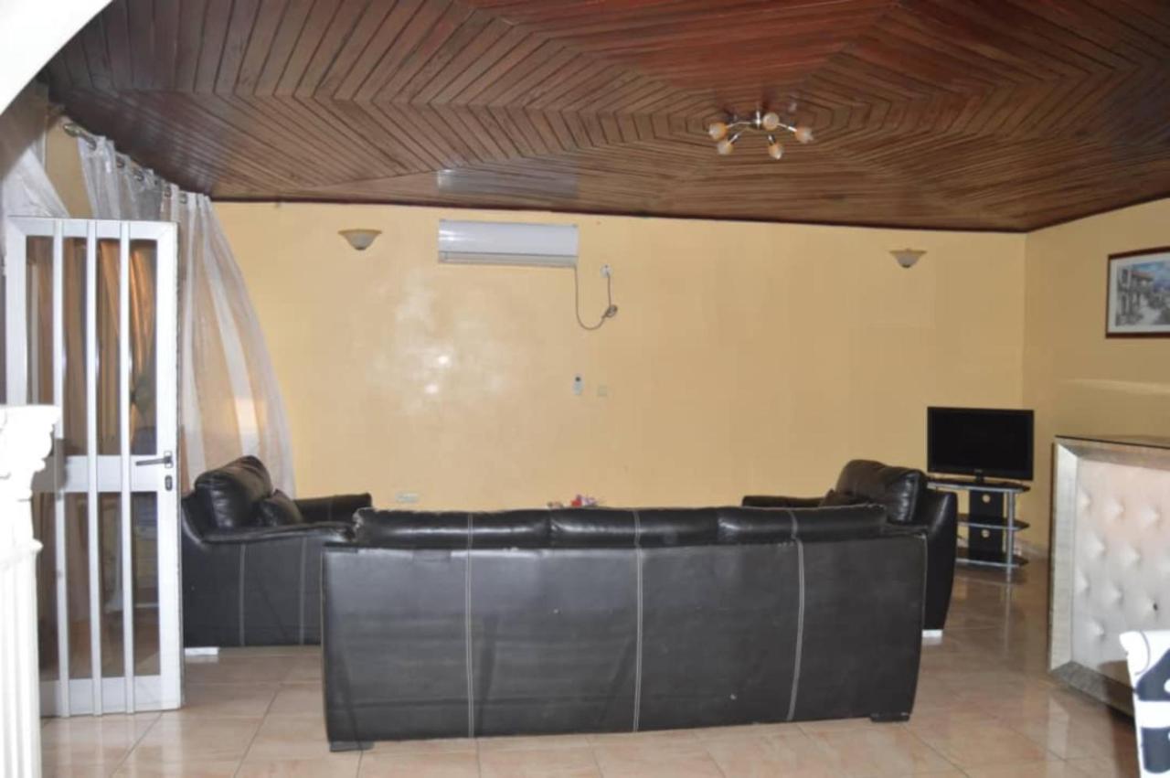 Residence Hoteliere Borel Denver Douala Eksteriør bilde