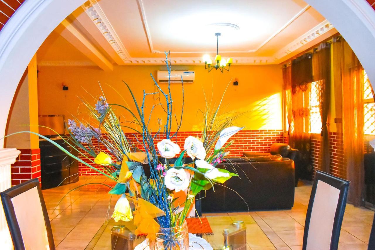 Residence Hoteliere Borel Denver Douala Eksteriør bilde