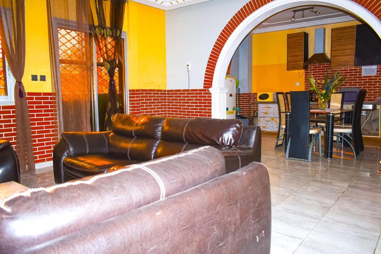 Residence Hoteliere Borel Denver Douala Eksteriør bilde
