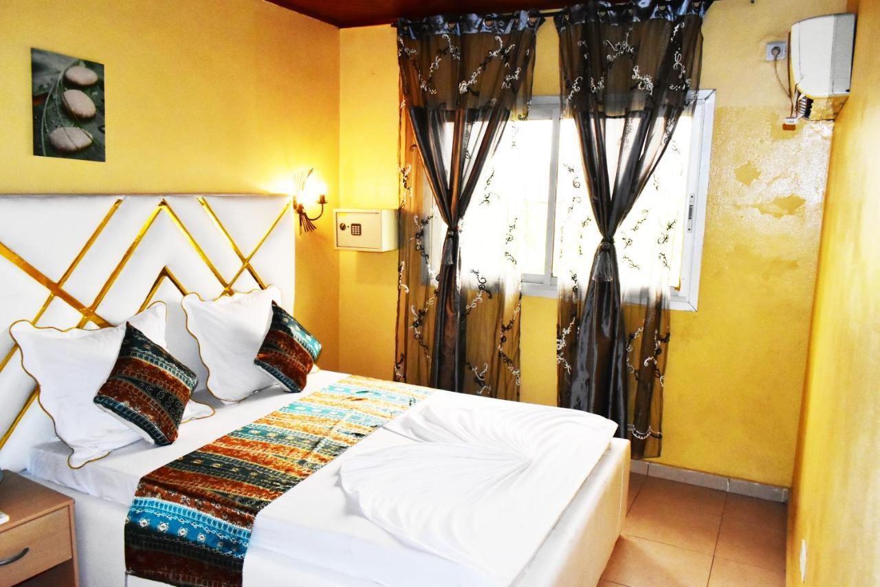 Residence Hoteliere Borel Denver Douala Eksteriør bilde