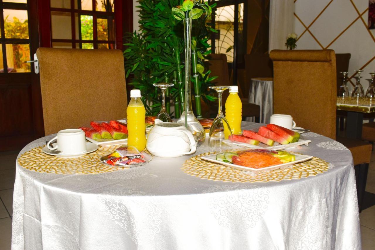 Residence Hoteliere Borel Denver Douala Eksteriør bilde